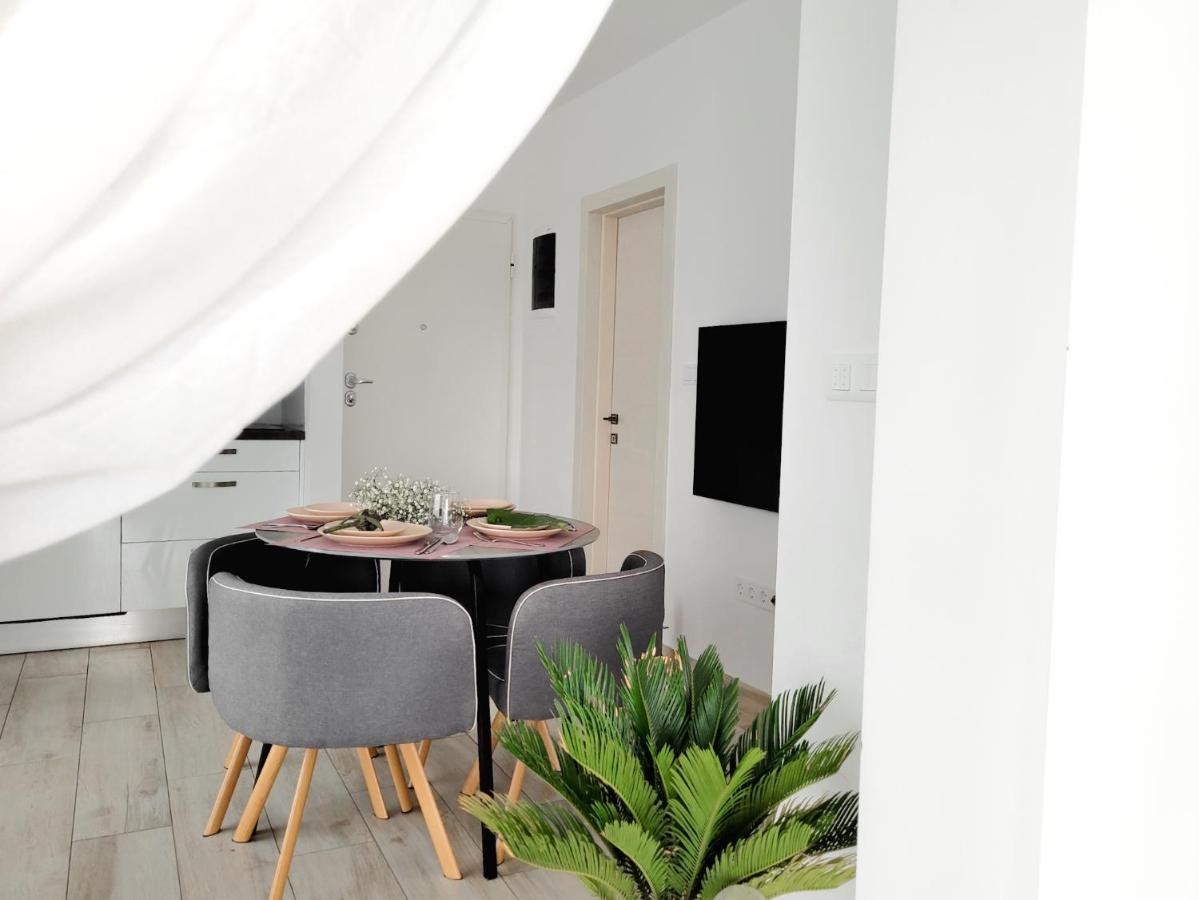 Rosemarie Beach Suites Zara Esterno foto