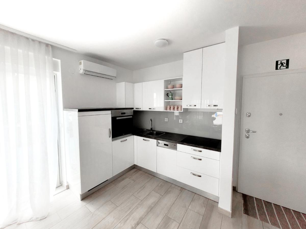 Rosemarie Beach Suites Zara Esterno foto