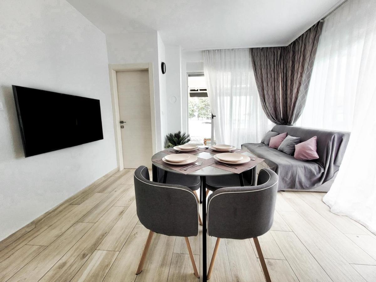 Rosemarie Beach Suites Zara Esterno foto