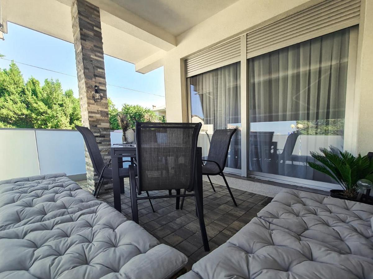 Rosemarie Beach Suites Zara Esterno foto